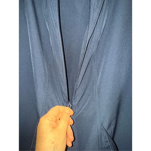 heartsoul Break On Through Women's 3-Pocket STRETCH Zip Front Warm-Up Scrub Jack - Picture 4 of 7